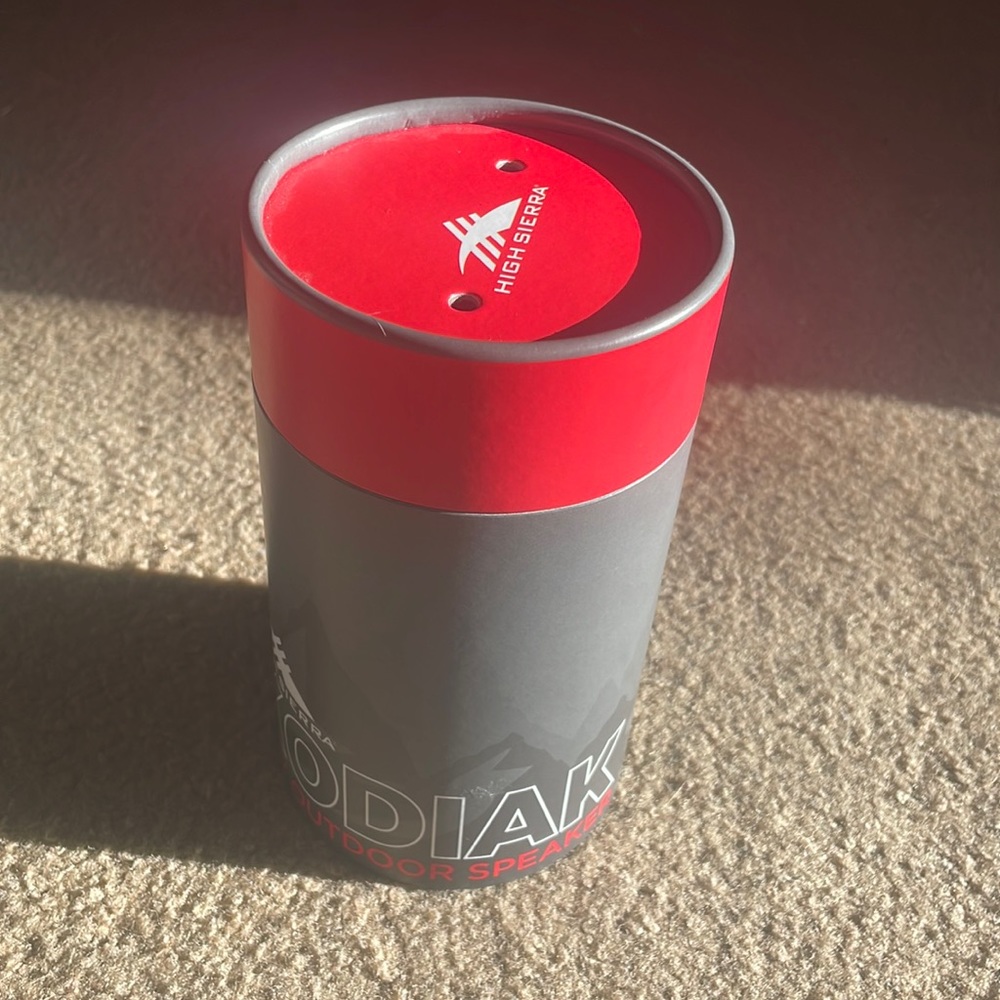 HIGH SIERRA KODIAK IPX7 Outdoor Bluetooth Speaker